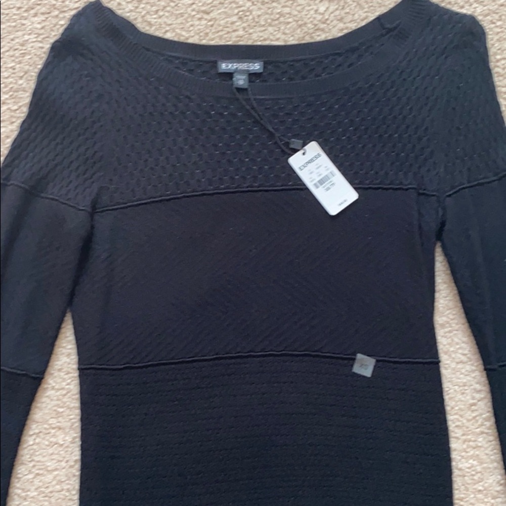Express Sweater - Picture 2 of 3